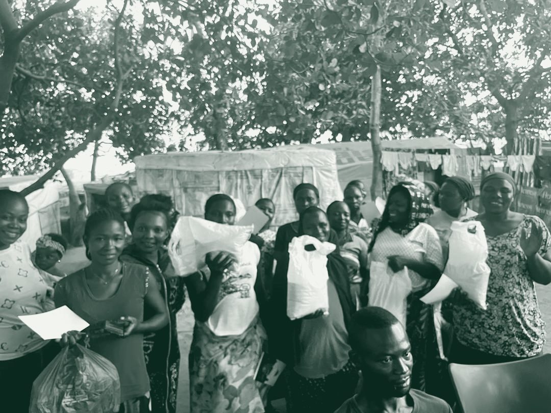 Photograph from a Fisho Initiative feeding outreach.