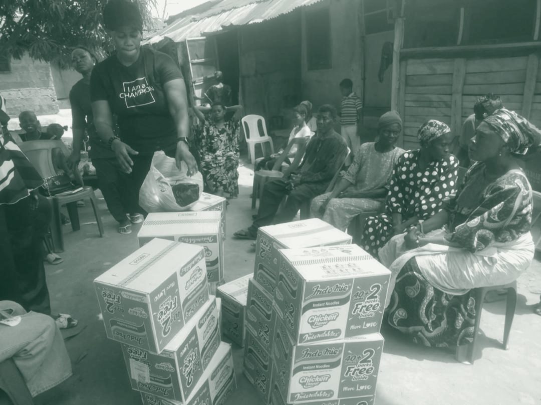 Photograph from a Fisho Initiative feeding outreach.