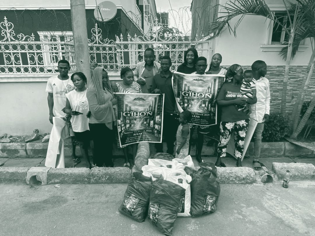 Photograph from a Fisho Initiative feeding outreach.
