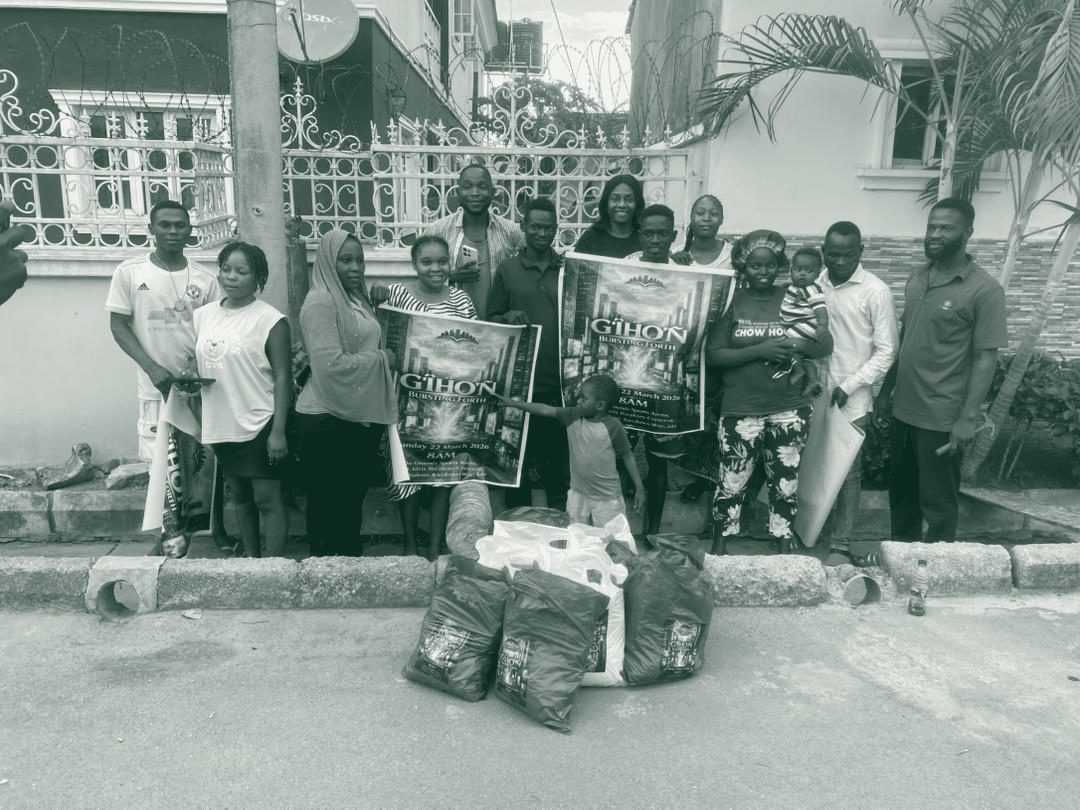Photograph from a Fisho Initiative feeding outreach.
