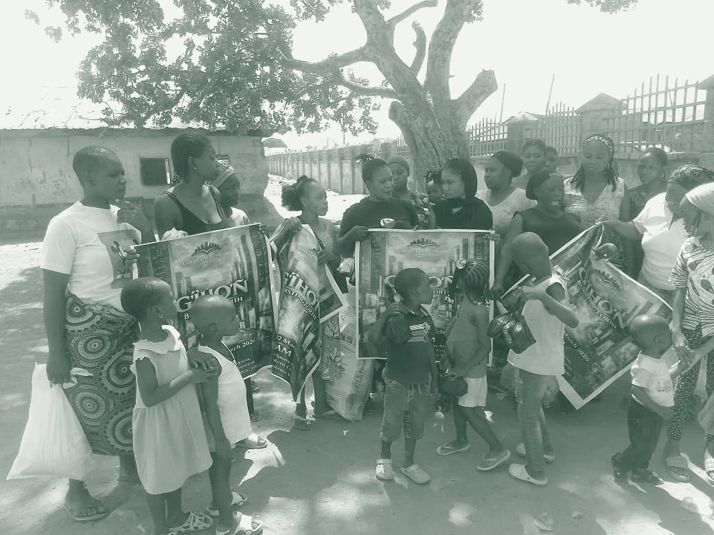Photograph from a Fisho Initiative feeding outreach.